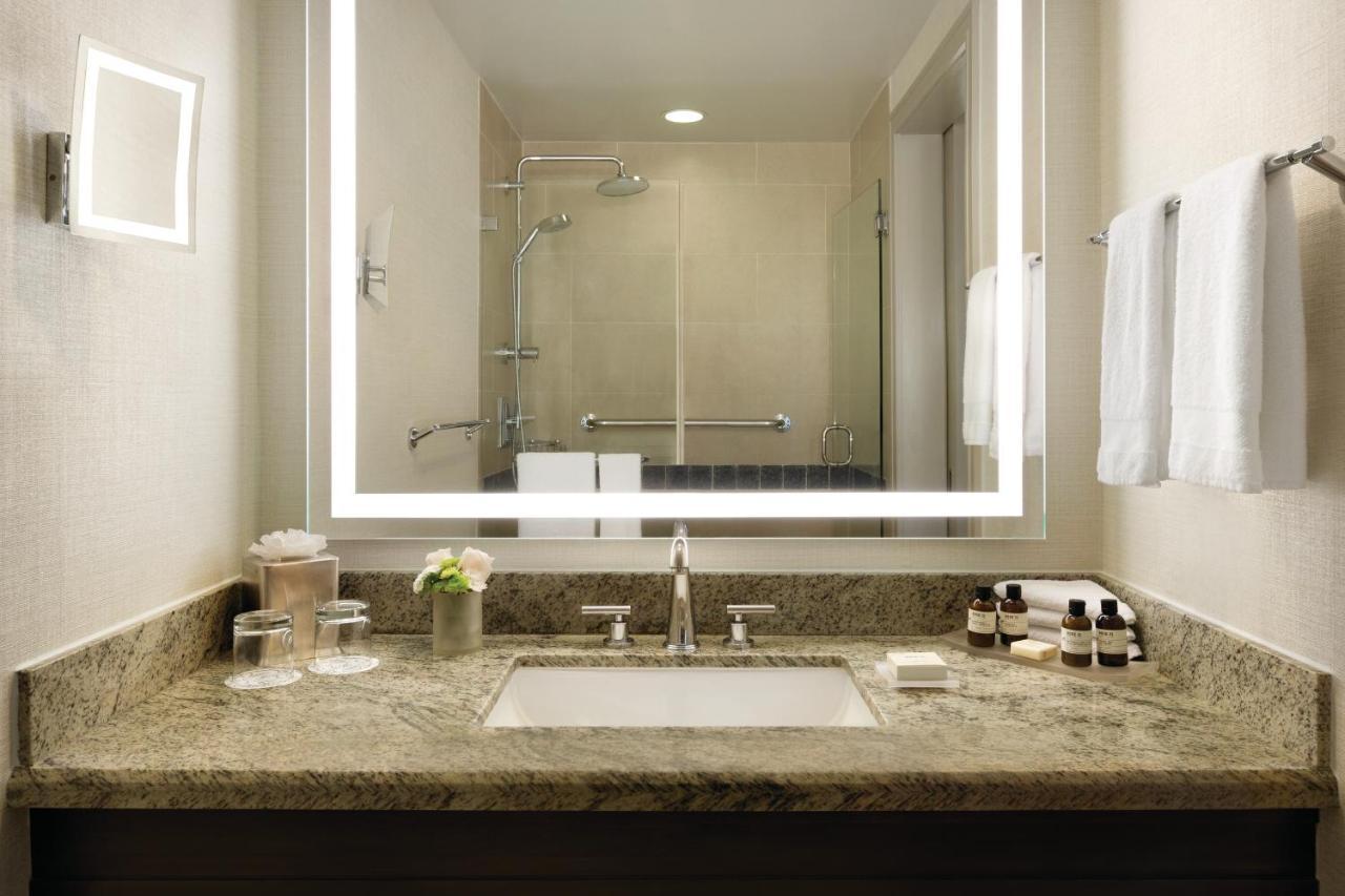Signature Suite with One King Bed and City View