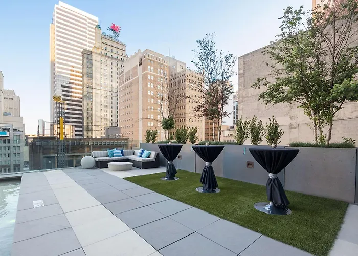 Hilton Garden Inn Downtown Dallas